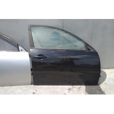двері праві перед 102 nissan primera p12 